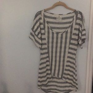 Super soft white and gray shirt